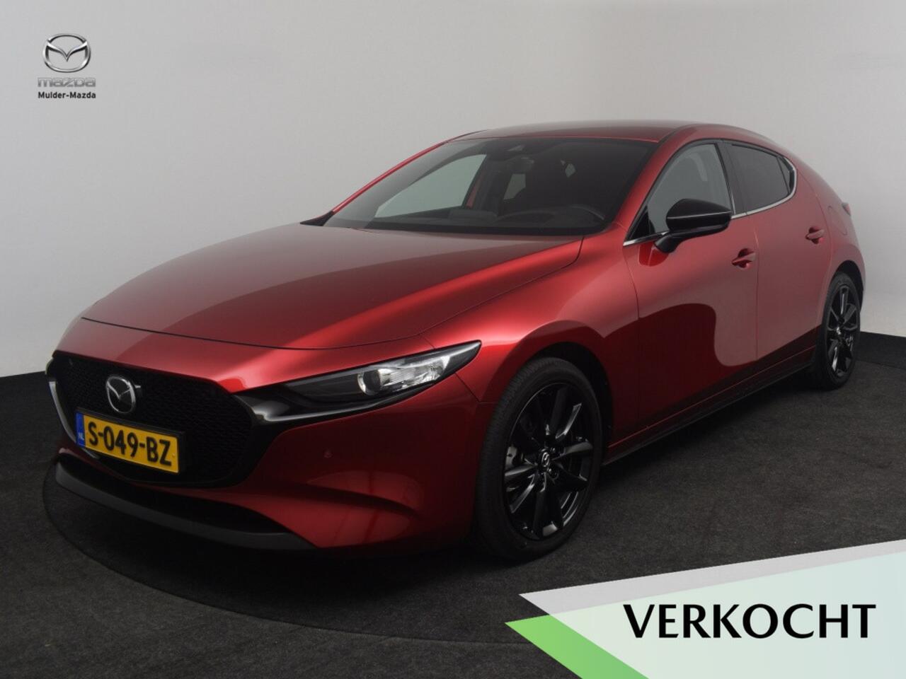 mazda-3-2.0-sportive-camera-navi-ap