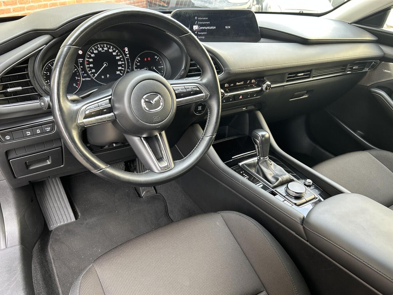 Mazda 3 2.0 e-SkyActiv-X M Hybrid 180 Comfort met Bose | Automaat | Head-up display | Navigatie |