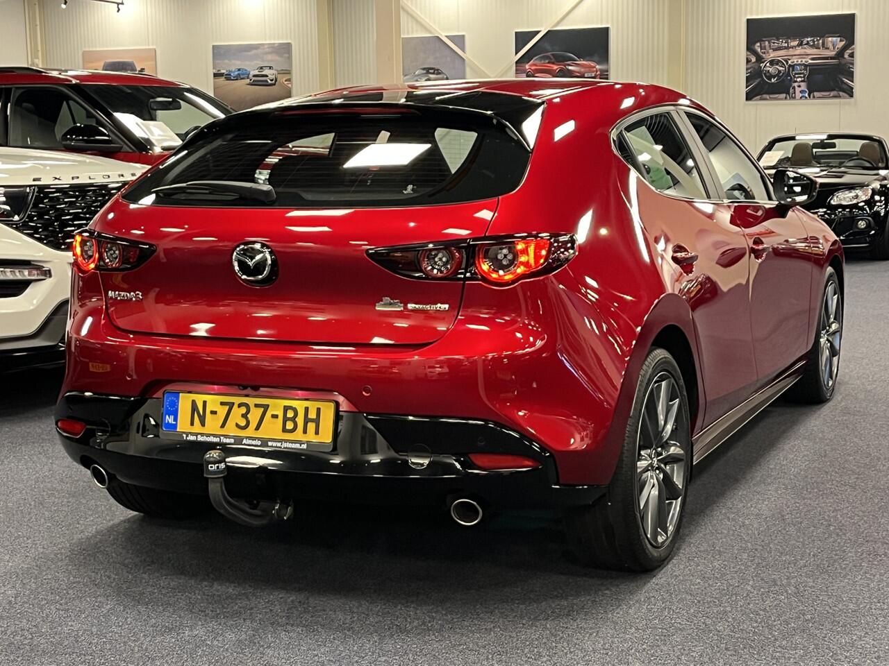 Mazda 3 Hatchback 2.0 e-SkyActiv-G 122PK M Hybrid Comfort 18inch Adaptive Cruise Head Up Display Camera Trekhaak