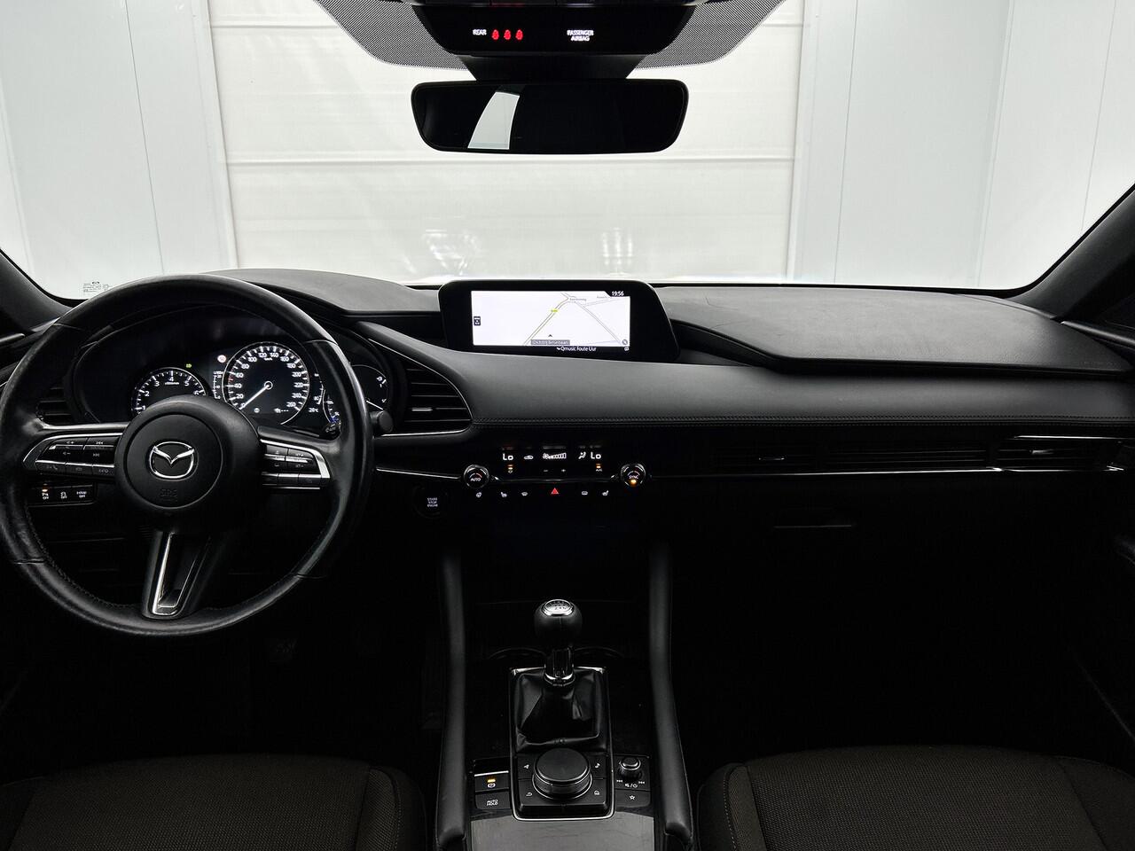 Mazda 3 2.0 e-SkyActiv-X M Hybrid 180 Comfort / Bose sound / Camera / Navigatie / Stuur en stoelverwarming