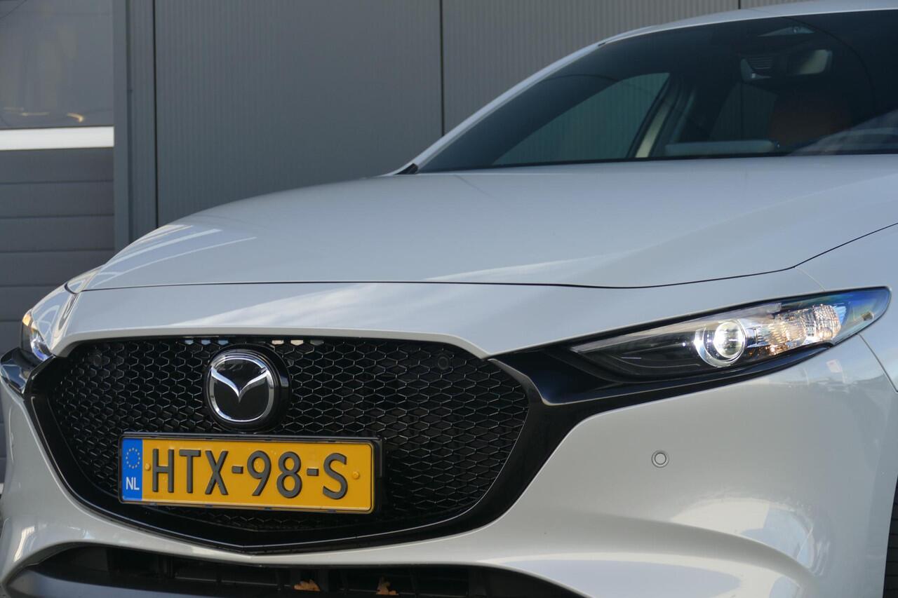 Mazda 3 2.5 e-SkyActiv-G M Hybrid 140 Nagisa | Demo | Black line | RIJKLAARPRIJS!
