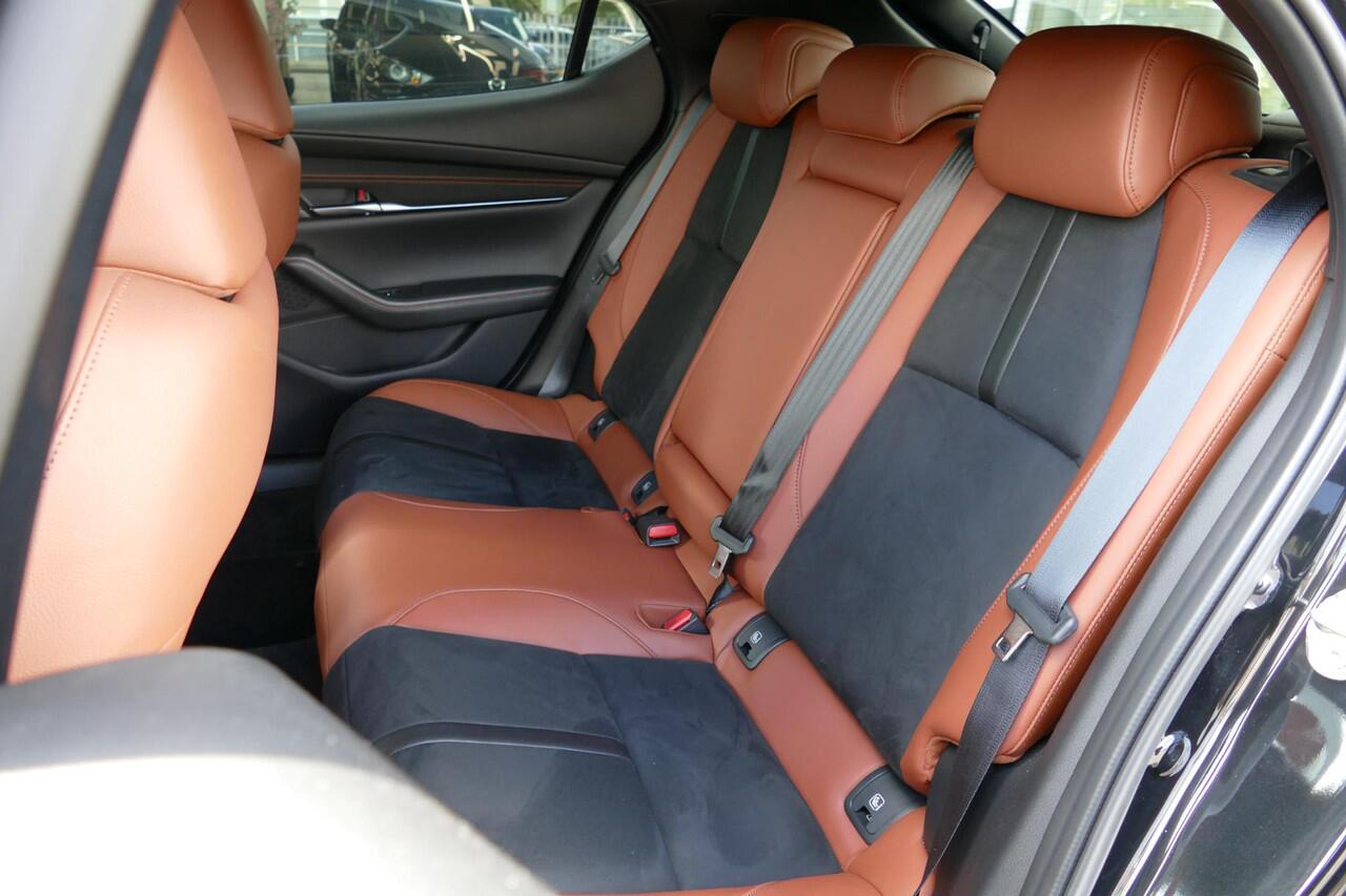 Mazda 3 2.0 e-SkyActiv-X M Hybrid 186 Nagisa | Adapt Cruise | Apple/Android | Bose | Cruise | RIJKLAARPRIJS!!