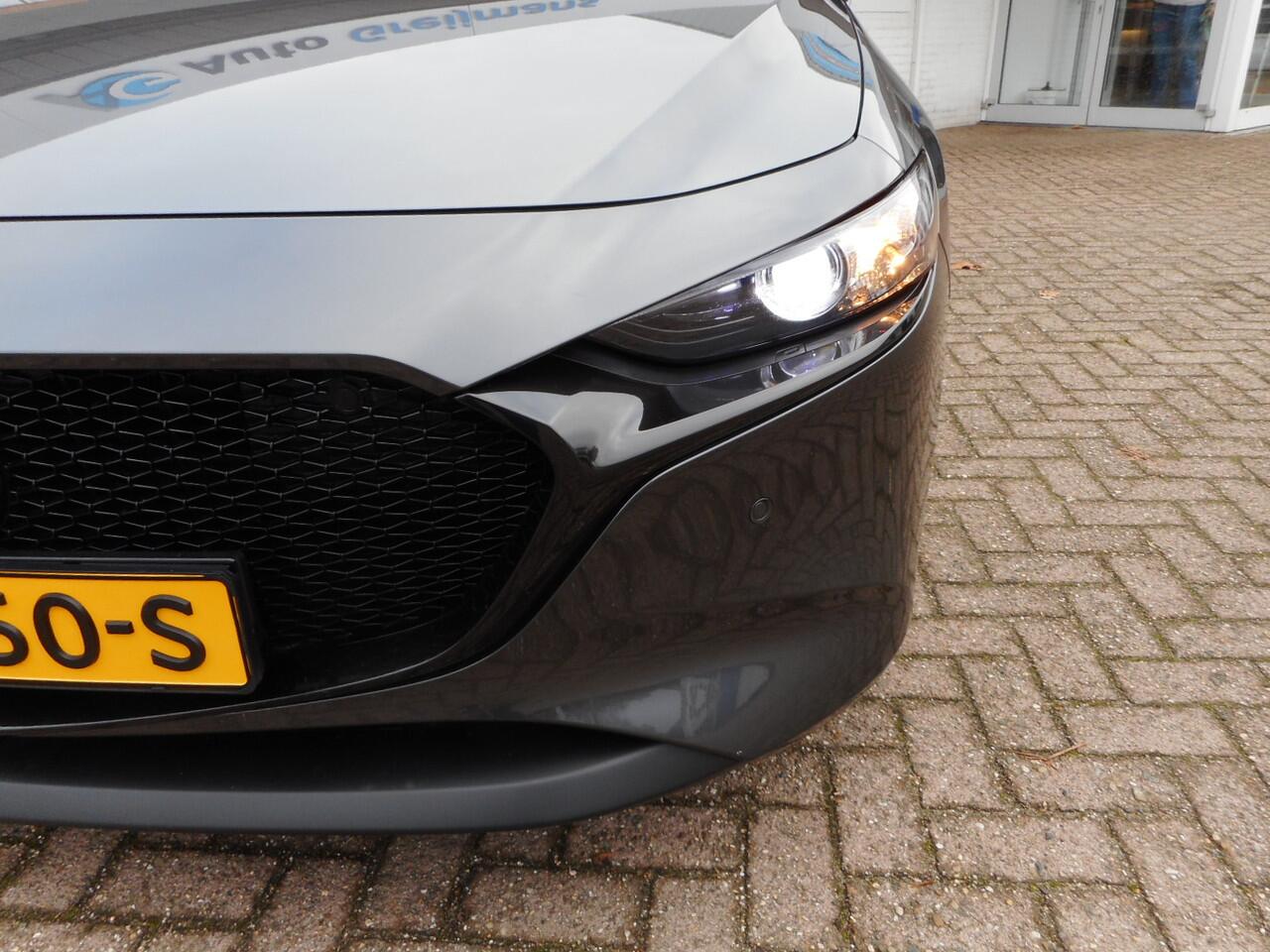 Mazda 3 2.0 e-SkyActiv-G M Hybrid 150 Nagisa