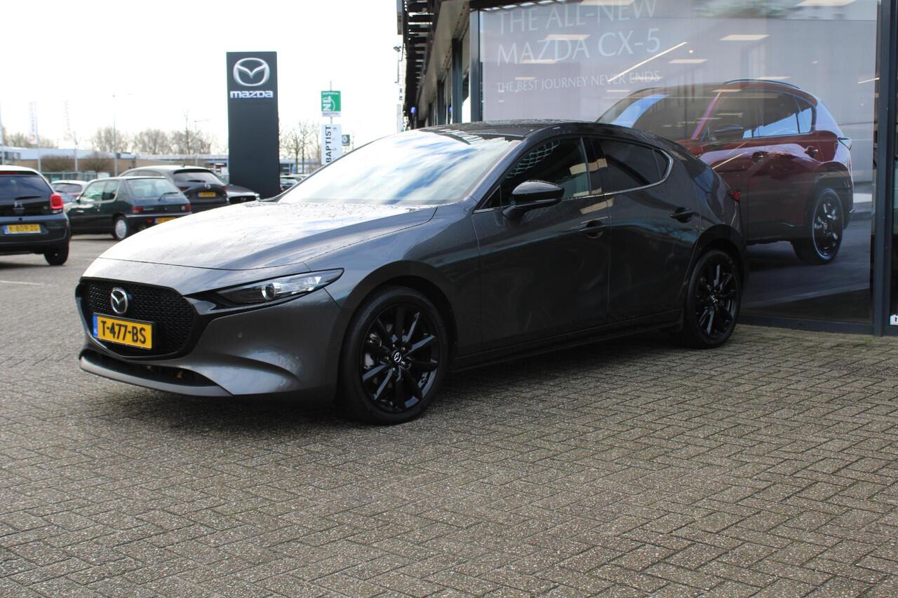 Mazda 3 2.0 e-SkyActiv-G M Hybrid 150 Homura , Adap. Cruise, LMV 18 Inch, PDC, Camera, Navi, Apple Carplay, Clima, Stoelverwarming, HUD, Stoffen bekleding