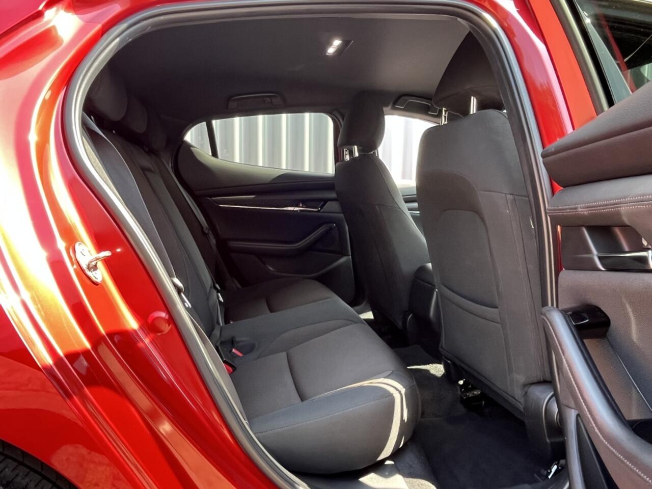 Mazda 3 2.0 e-SA-G Sportive | Head Up Display | Cruise Control | Navigat