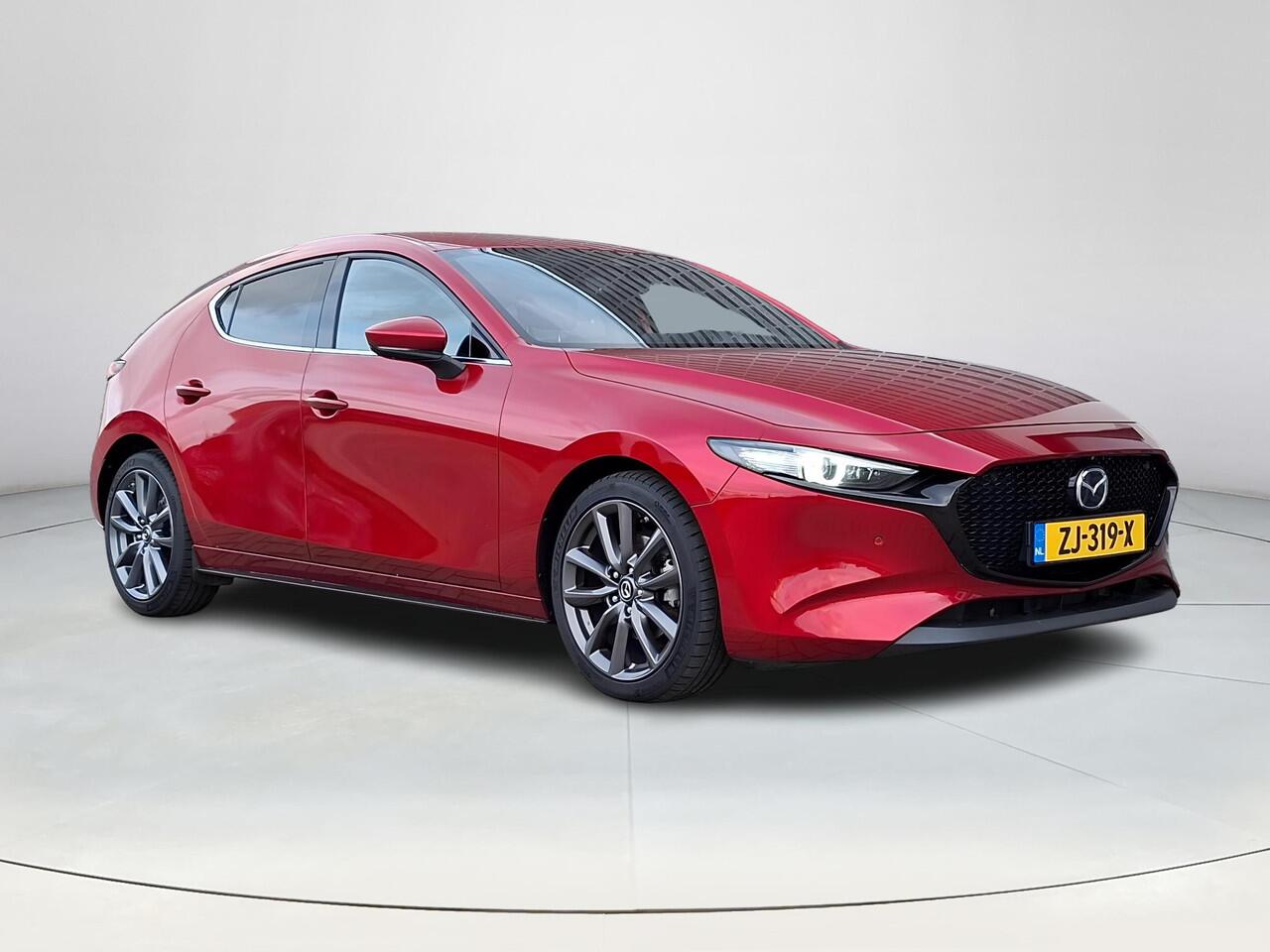 Mazda 3 2.0 e-SkyActiv-G M Hybrid 122 Luxury | Apple Carplay | 360 graden camera | Adaptief Cruise Control | Bose Premium Soundsysteem | Stoel/stuurverwarming |