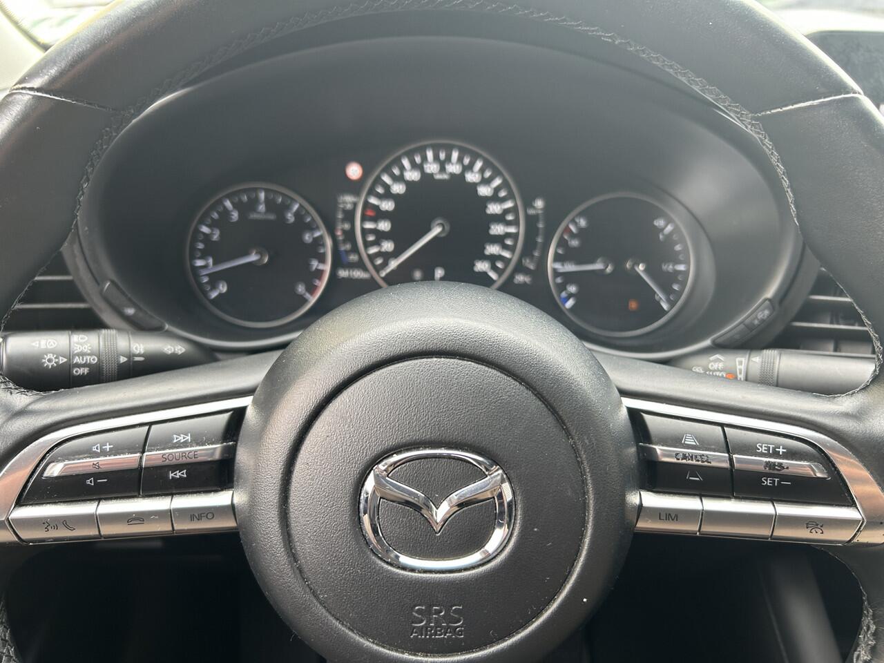 Mazda 3 2.0 e-SkyActiv-X M Hybrid 180 Comfort met Bose | Automaat | Head-up display | Navigatie |