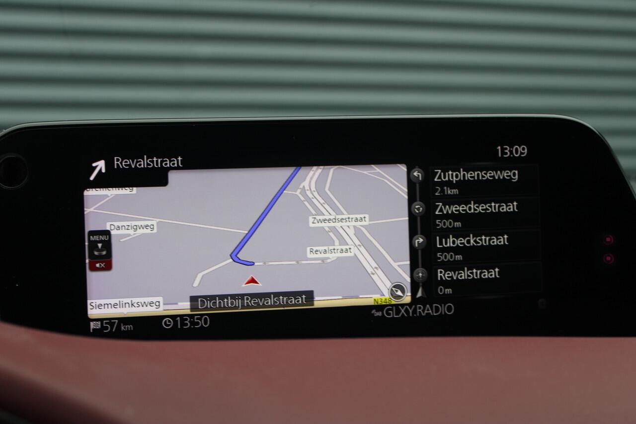 Mazda 3 2.0 e-SkyActiv-X M Hybrid 180 Luxury Leer Head-Up