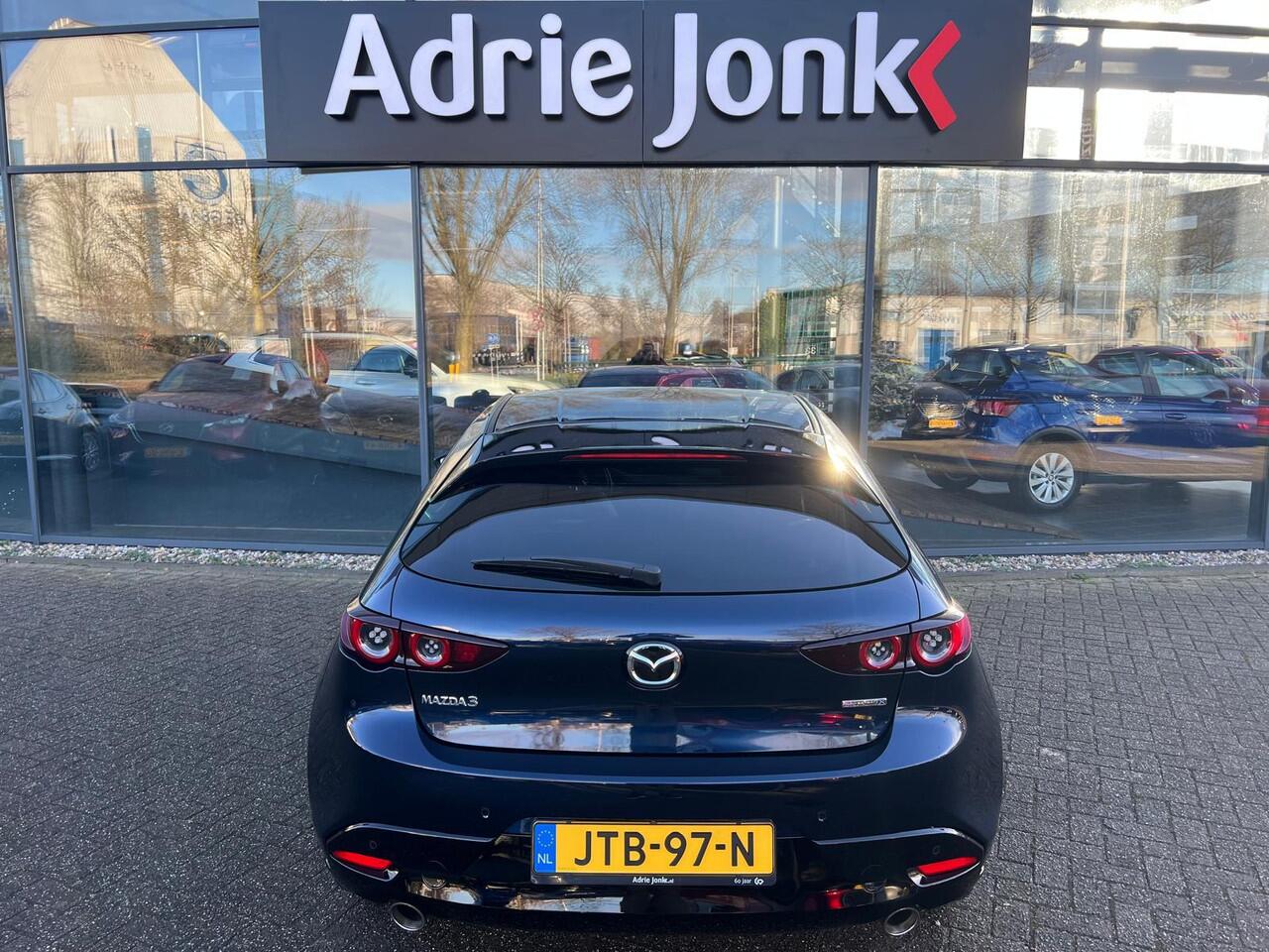 Mazda 3 2.0 e-SkyActiv-X M Hybrid 186 Luxury AUTOMAAT | i-ACTIVE PACK | SUNROOF | LEDER | Bose AUDIO | 360 CAMERA | ALTIJD DEALER ONDERHOUDEN |