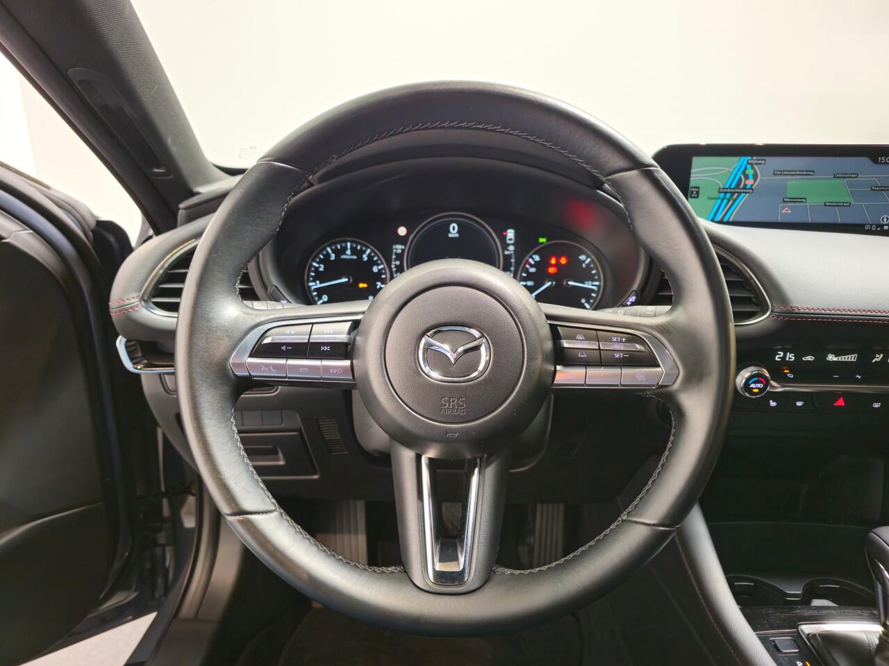 Mazda 3 2.0 e-SkyActiv-G M Hybrid 150 Homura - Stoelverwarming - Apple Carplay/ Android Auto - Adaptive Cruise - Bose audio - Headup display - Afneembare trekhaak