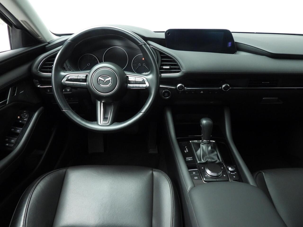 Mazda 3 2.0 e-SkyActiv-X M Hybrid 186 Luxury Automaat | Leder | Schuifdak | 360 cam | Bose