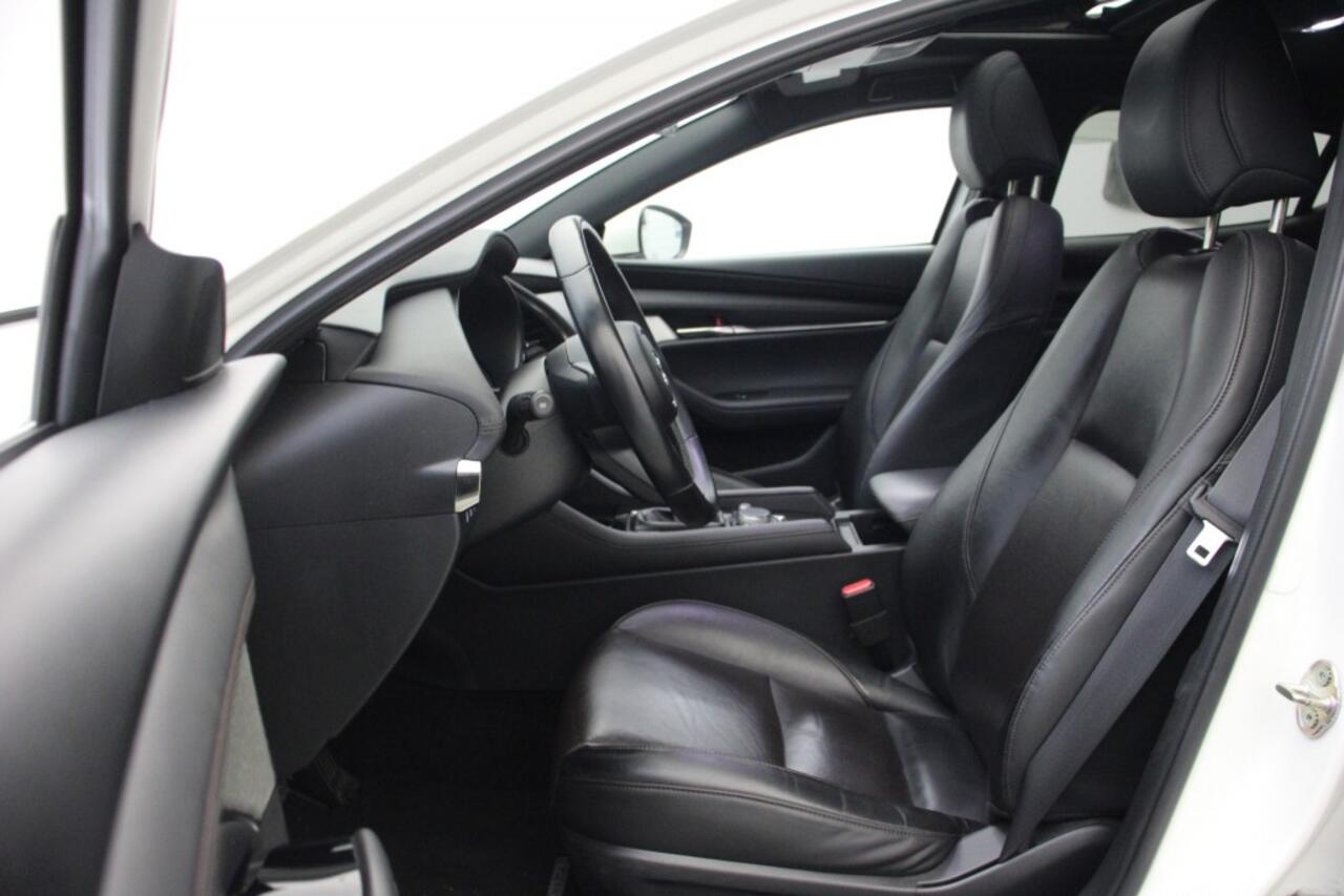 Mazda 3 2.0 e-SkyActiv-X M Hybrid 186 Luxury - Carplay, Dakraam, Leer, Camera, Stuur/Stoelverw.