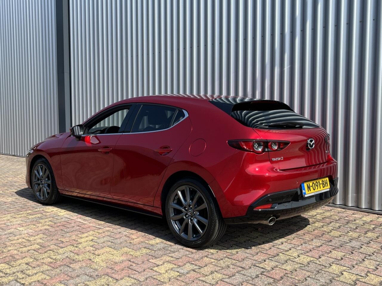 Mazda 3 2.0 e-SA-G Sportive | Head Up Display | Cruise Control | Navigat