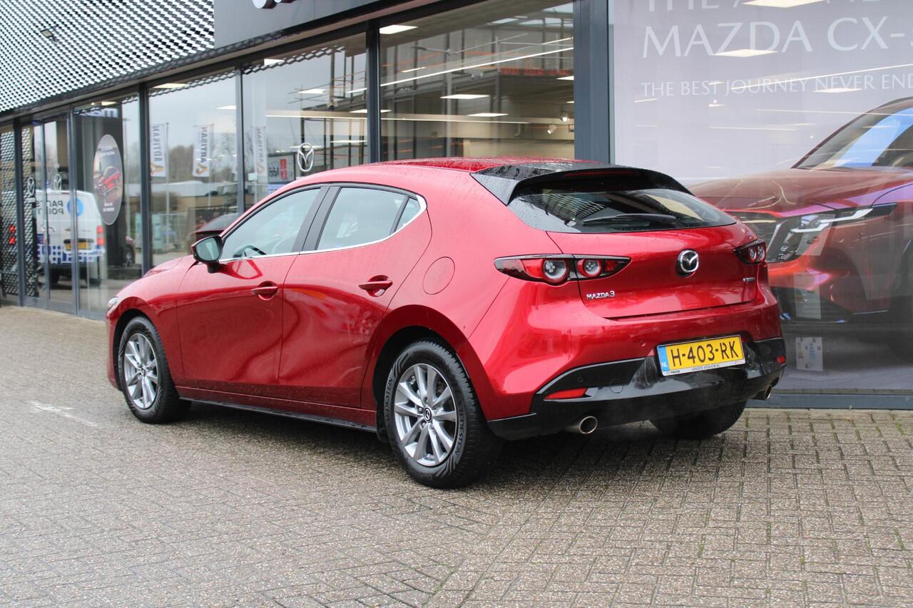 Mazda 3 HB 2.0 e-SkyActiv-G M Hybrid 122 Comfort met Bose , Leder, Bose, Adap.cruise,Navi, Apple Carplay, PDC, LMV 16 Inch, Stuur/Stoelverwarming.
