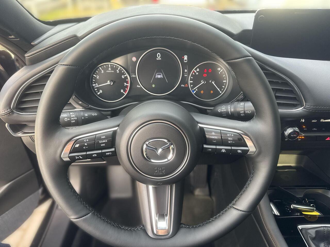 Mazda 3 2.5 e-SkyActiv-G M Hybrid 140 Takumi | Rijklaar | Apple Carplay | Cruise adaptief | Camera