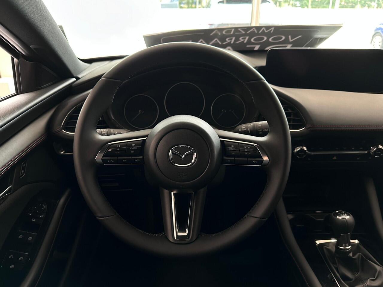 Mazda 3 2.0 e-SkyActiv-G M Hybrid 150 Homura | Rijklaar | Apple Carplay | Parkeersensor | Stoelverwarming