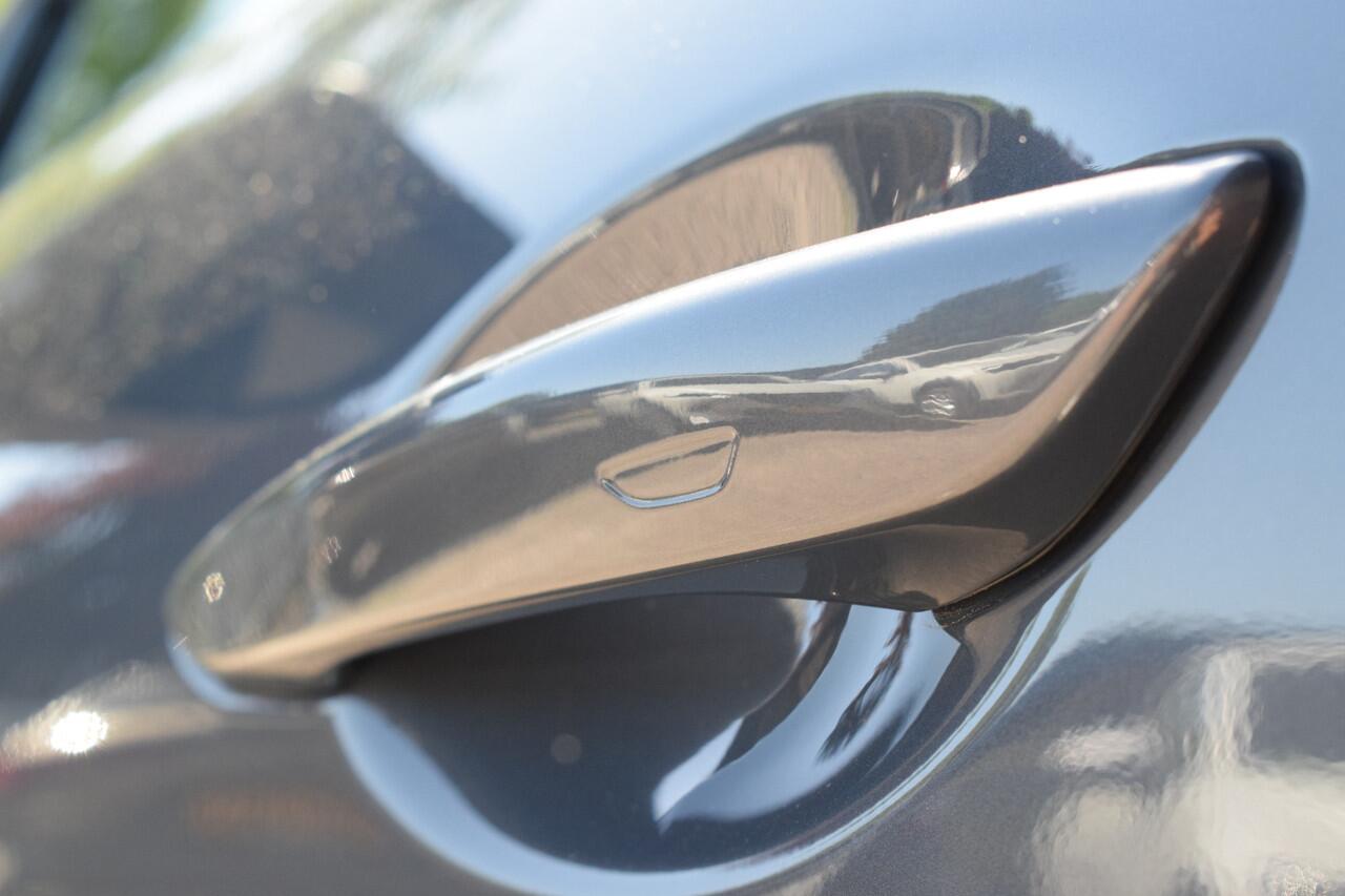 Mazda 3 2.5 e-SkyActiv-G M Hybrid 140 Homura - Nu met ¤ 3.000,- Voorraad korting - Meerdere kleuren/uitvoeringen uit voorraad leverbaar