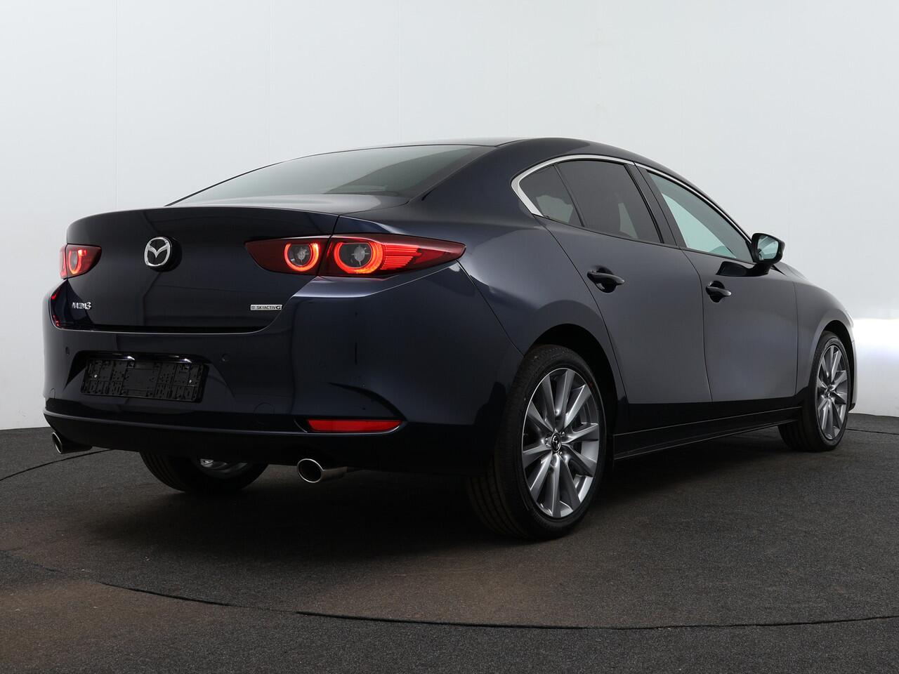 Mazda 3 2.0 e-SkyActiv-G M Hybrid 150 Exclusive-line / Adaptieve cruise / Elec. stoelverst. + memory / Camera