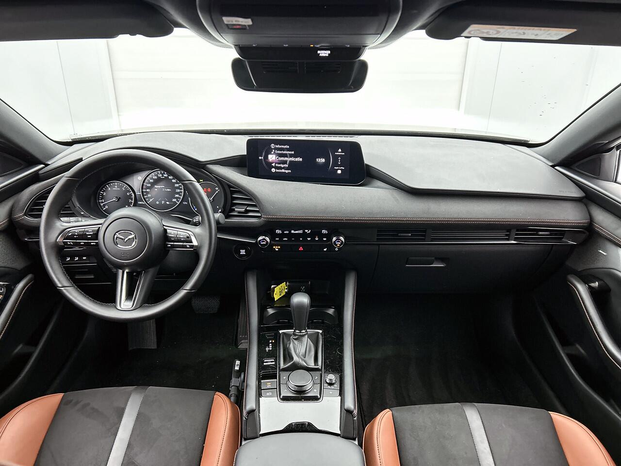 Mazda 3 2.0 e-SkyActiv-X M Hybrid 186 Nagisa / Full options !