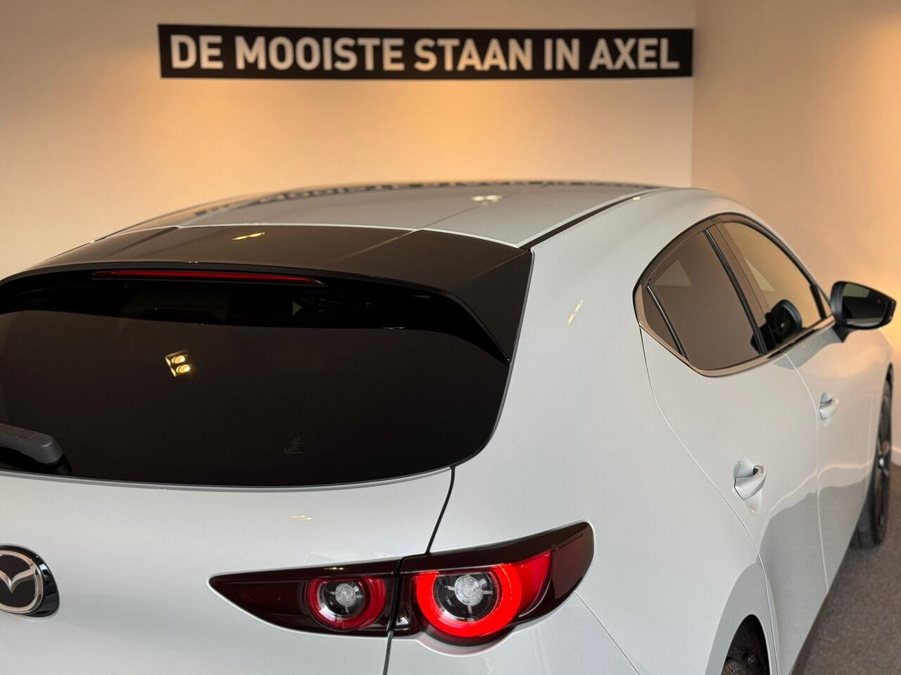 Mazda 3 2.0 e-SkyActiv-G M Hybrid 122 Homura