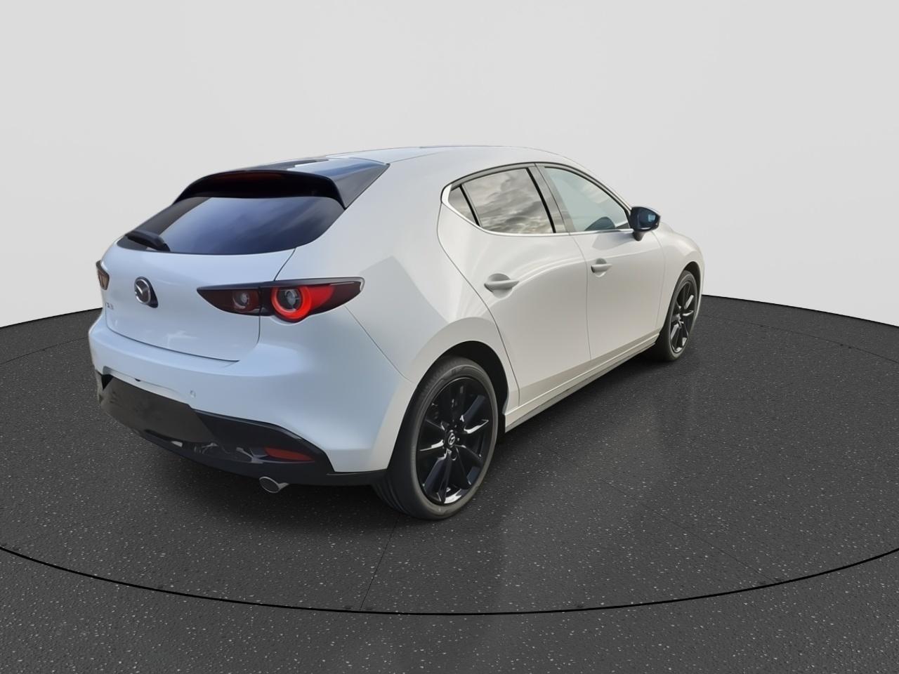 Mazda 3 2.5 e-SkyActiv-G M Hybrid 140 Homura Mengelers actieprijs: ¤ 34.890,00*