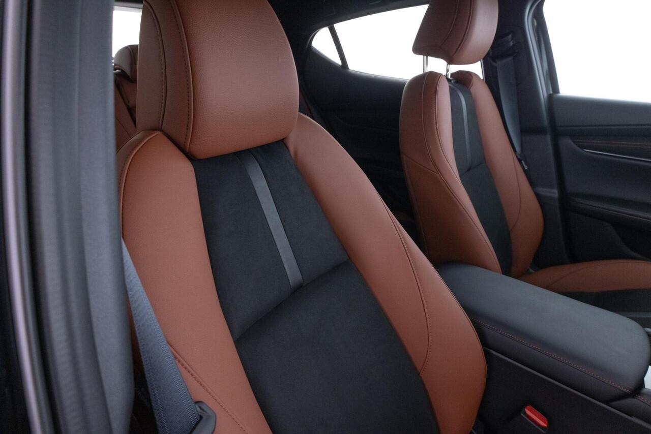 Mazda 3 2.5 e-SkyActiv-G M Hybrid 140 Nagisa NIEUW | 6 JAAR GARANTIE| BOUWJAAR 29-09-2025 | DIREKT RIJDEN |