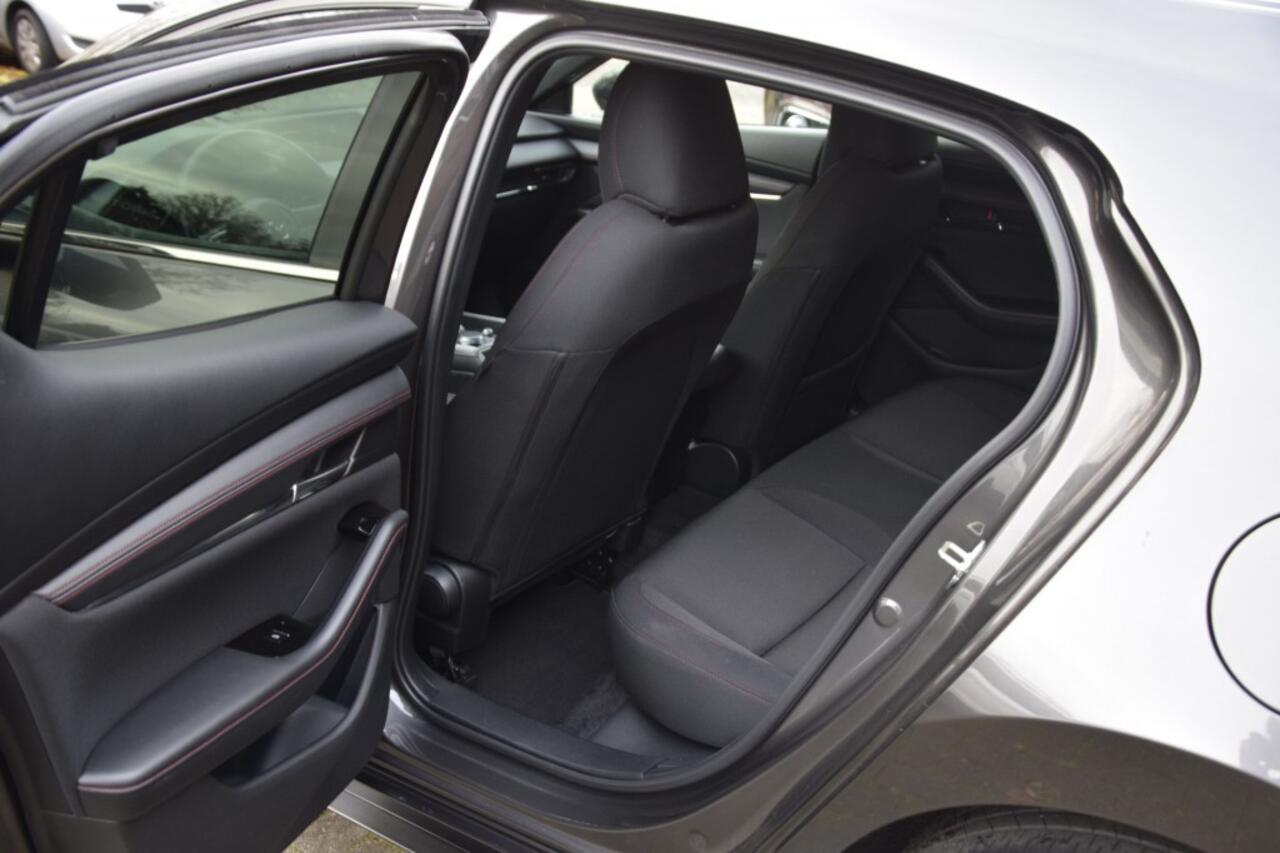 Mazda 3 2.0 150PK SPORTIVE! CAMERA/HEAD-UP/STOELVERWARMING