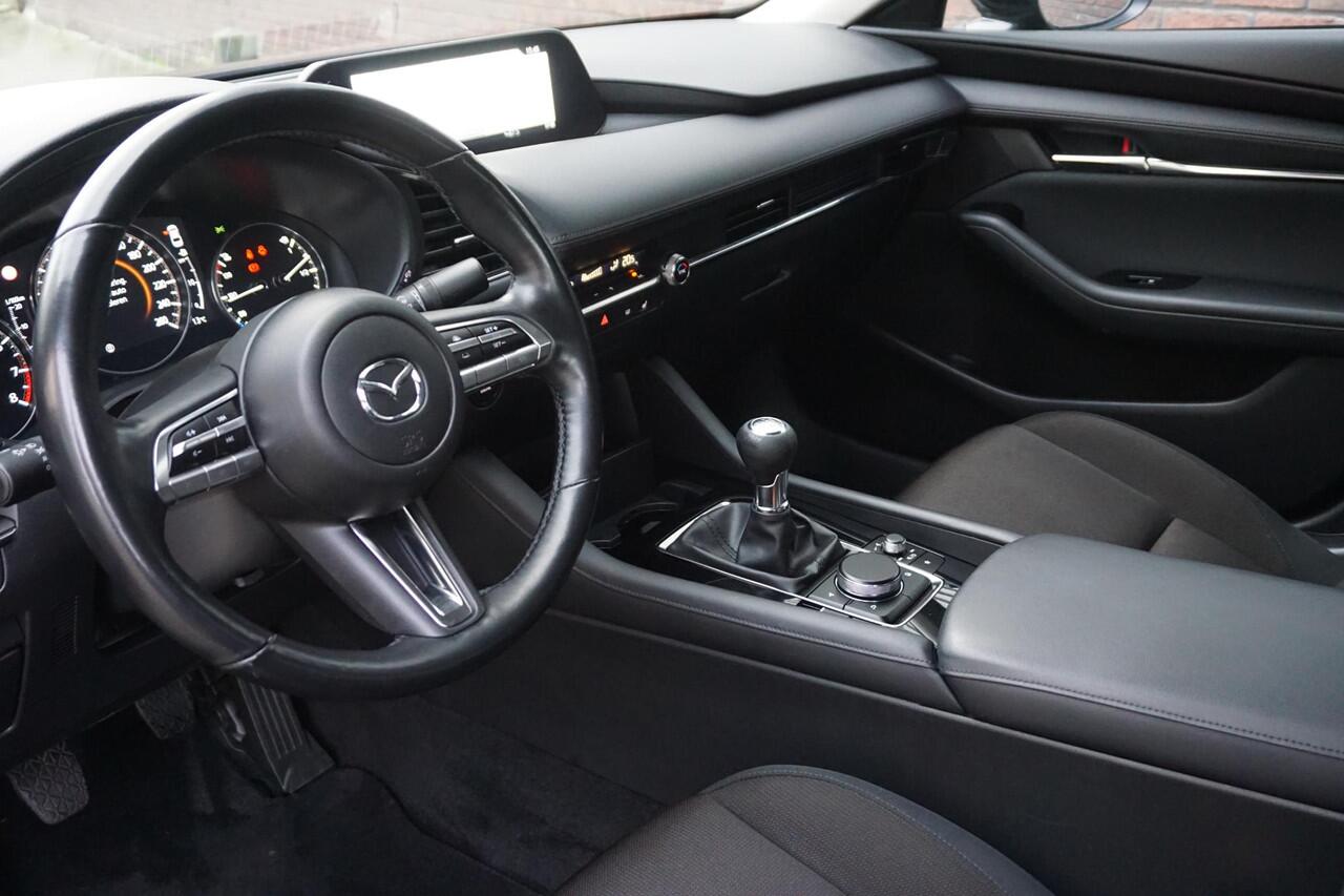 Mazda 3 2.0 e-SkyActiv-X M Hybrid 186PK/Head-Up/Camera/LED /November 2022!!