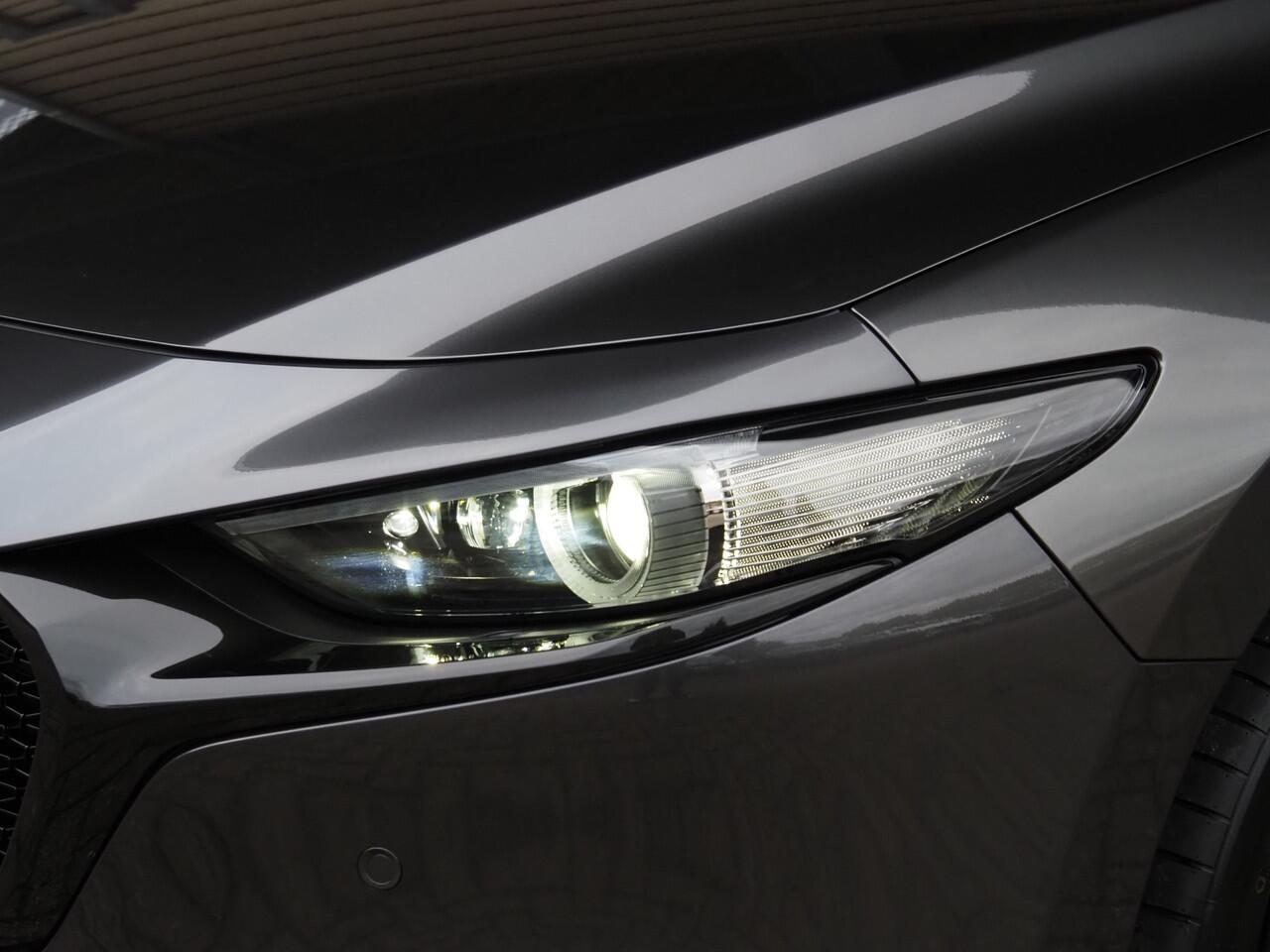 Mazda 3 2.0 e-SkyActiv-X M Hybrid 186 Takumi - Nu met ¤ 3.000,- Voorraadkorting