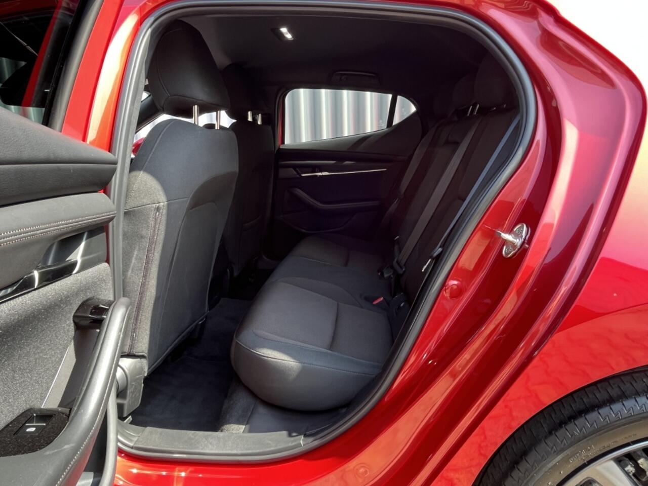 Mazda 3 2.0 e-SA-G Sportive | Head Up Display | Cruise Control | Navigat