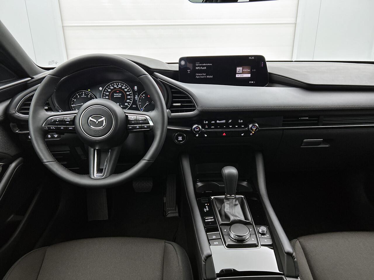 Mazda 3 2.0 e-SkyActiv-X M Hybrid 186 Exclusive-line | 360 Camera | BOSE |