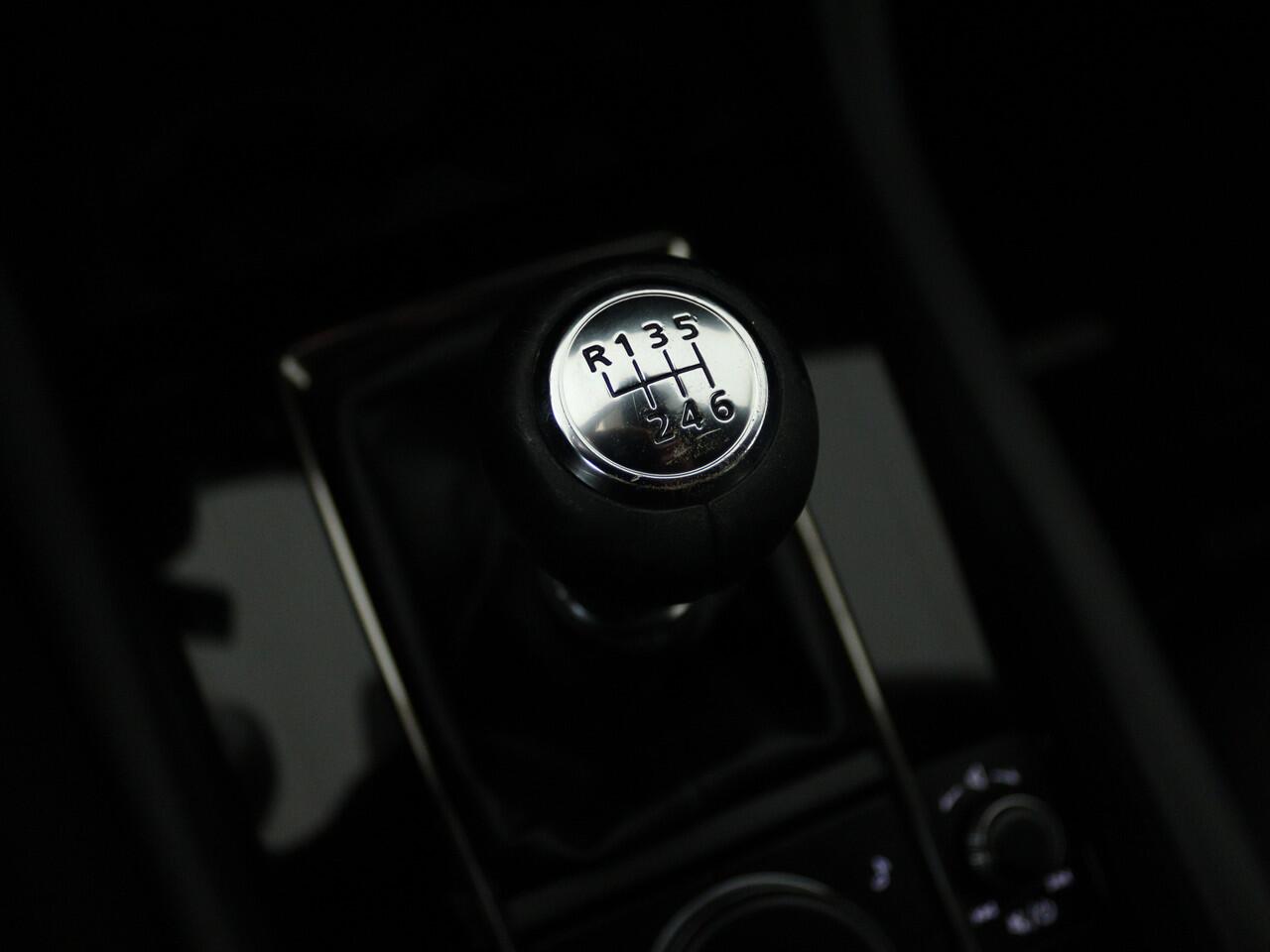 Mazda 3 2.0 e-SkyActiv-G M Hybrid 150 Sportive | Carplay | Camera | Stoelverwarming |