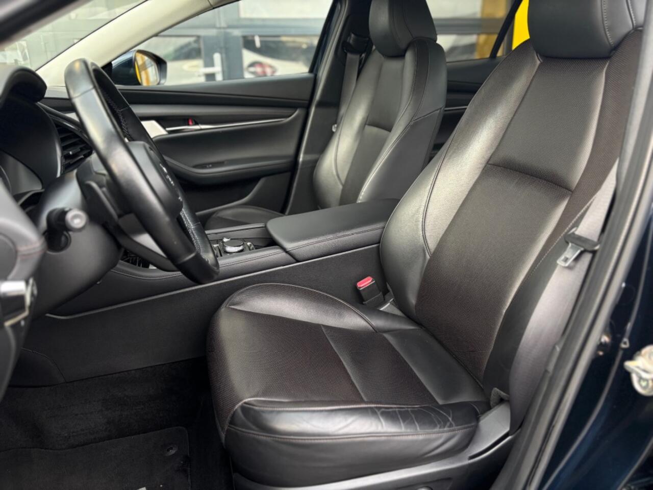 Mazda 3 2.0 e-SkyActiv-X Hybrid 186 Luxury Automaat Trekhaak Leer Bose Audio