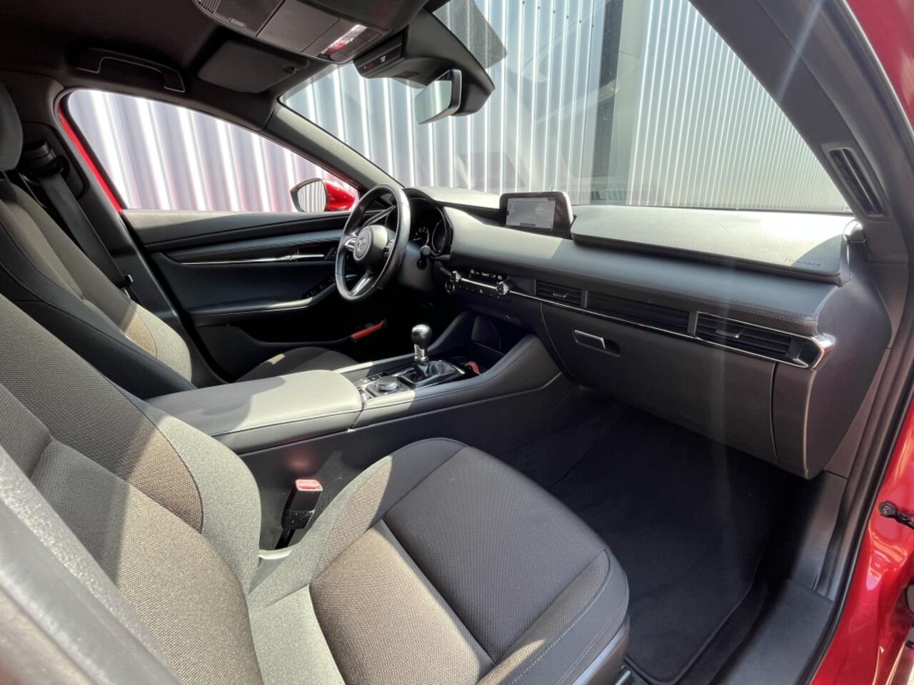 Mazda 3 2.0 e-SA-G Sportive | Head Up Display | Cruise Control | Navigat