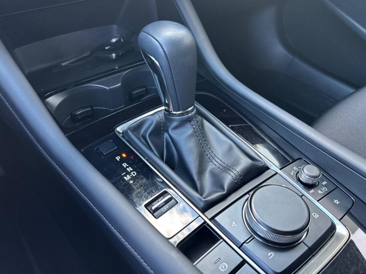 Mazda 3 2.5 E-SA-G TAKUMI AUTOMAAT NAVI HEADUP PDC-CAMERA.