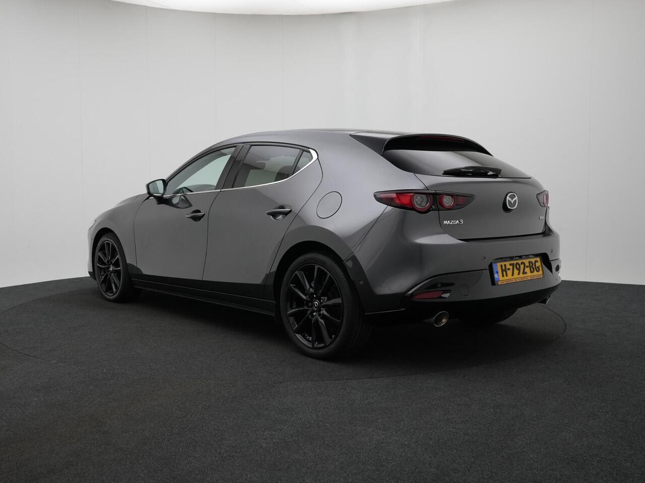 Mazda 3 2.0 SkyActiv-X Luxury i-Activesense: dealer onderhouden