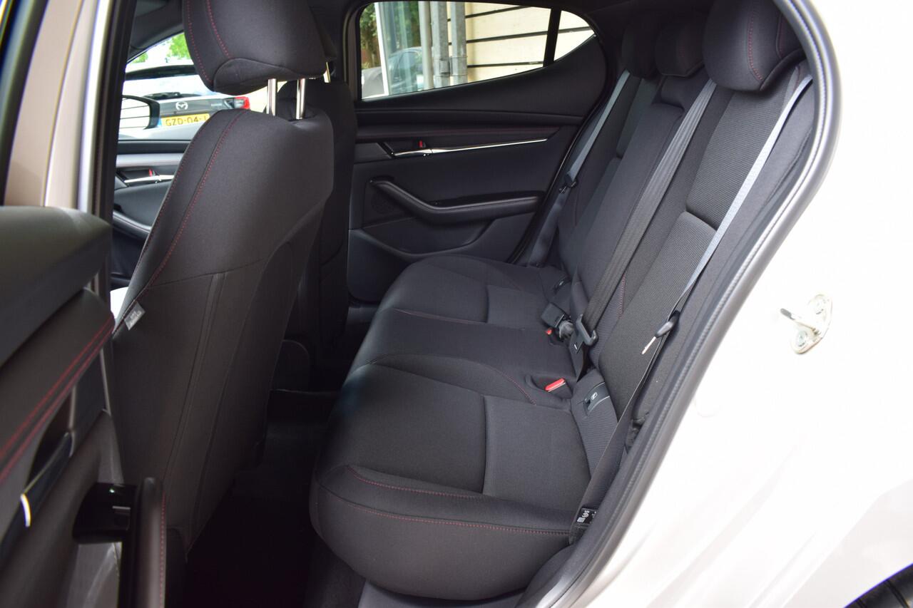 Mazda 3 2.5 e-SkyActiv-G M Hybrid 140 Homura - Nu met ¤ 3.000,- Voorraad Korting