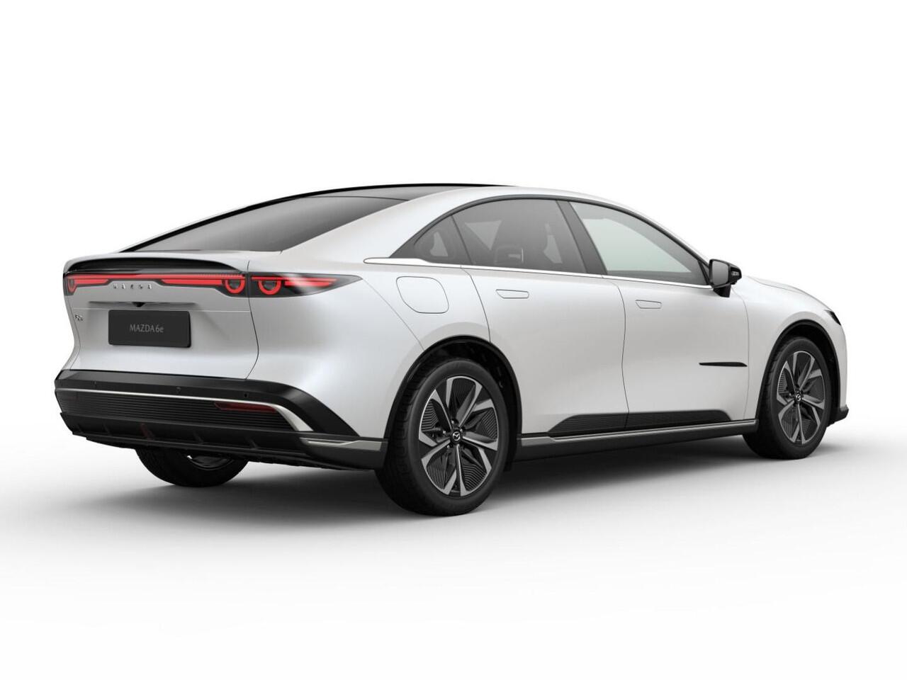 Mazda 6 6e Takumi Long Range 80 kWh | Dit jaar rijden, 17% bijtelling | ¤ 2.000 introductievoordeel bij aanschaf | Zwart leder |