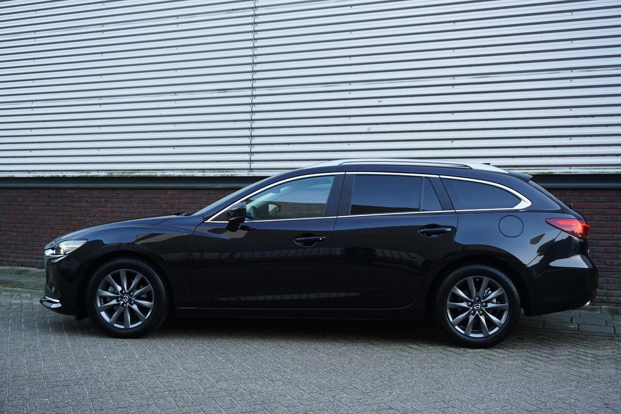Mazda 6 Sportbreak 2.0 SkyActiv-G 165 Zwart metallic/Trekhaak/Head-Up /Nederlandse auto.