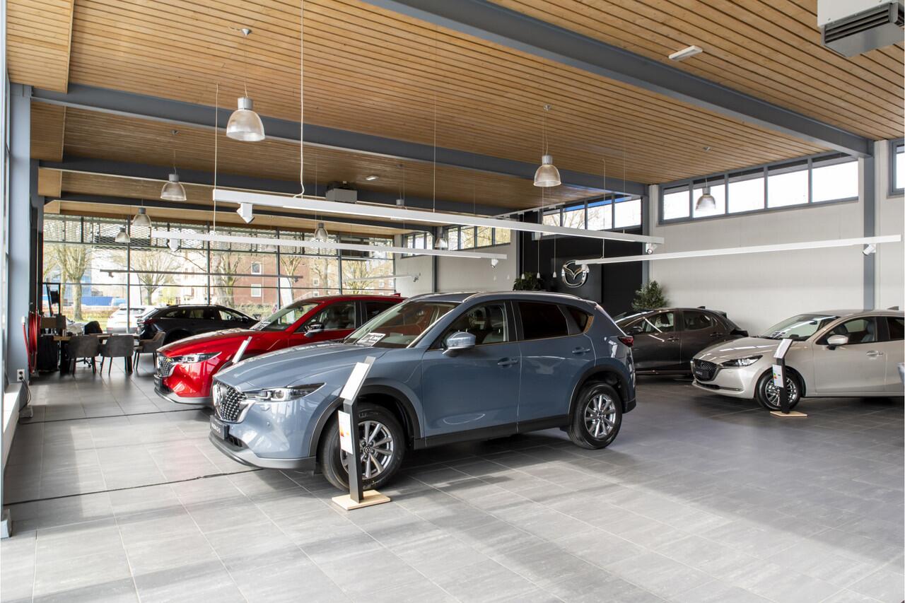 Mazda 6 6e Takumi 68.8 kWh - Alle kleuren en uitvoeringen uit voorraad leverbaar met ¤ 2.000,- introductiekorting! 0% Financial lease* Private lease nu v.a. ¤ 579,- per maand