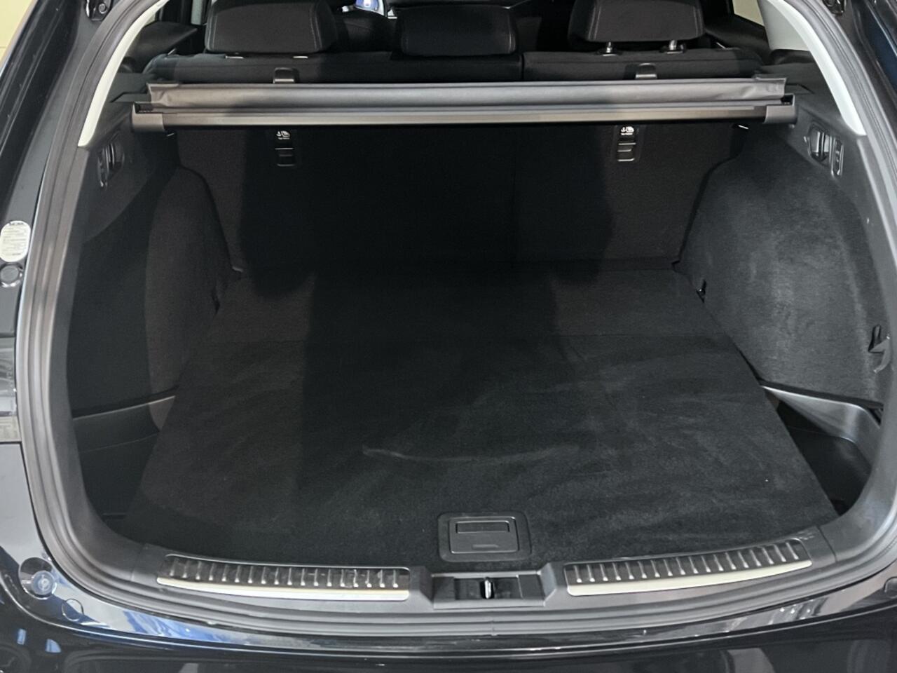 Mazda 6 Sportbreak 2.0 Centre-Line * 12 mnd BOVAG garantie * RIJKLAARPRIJS !