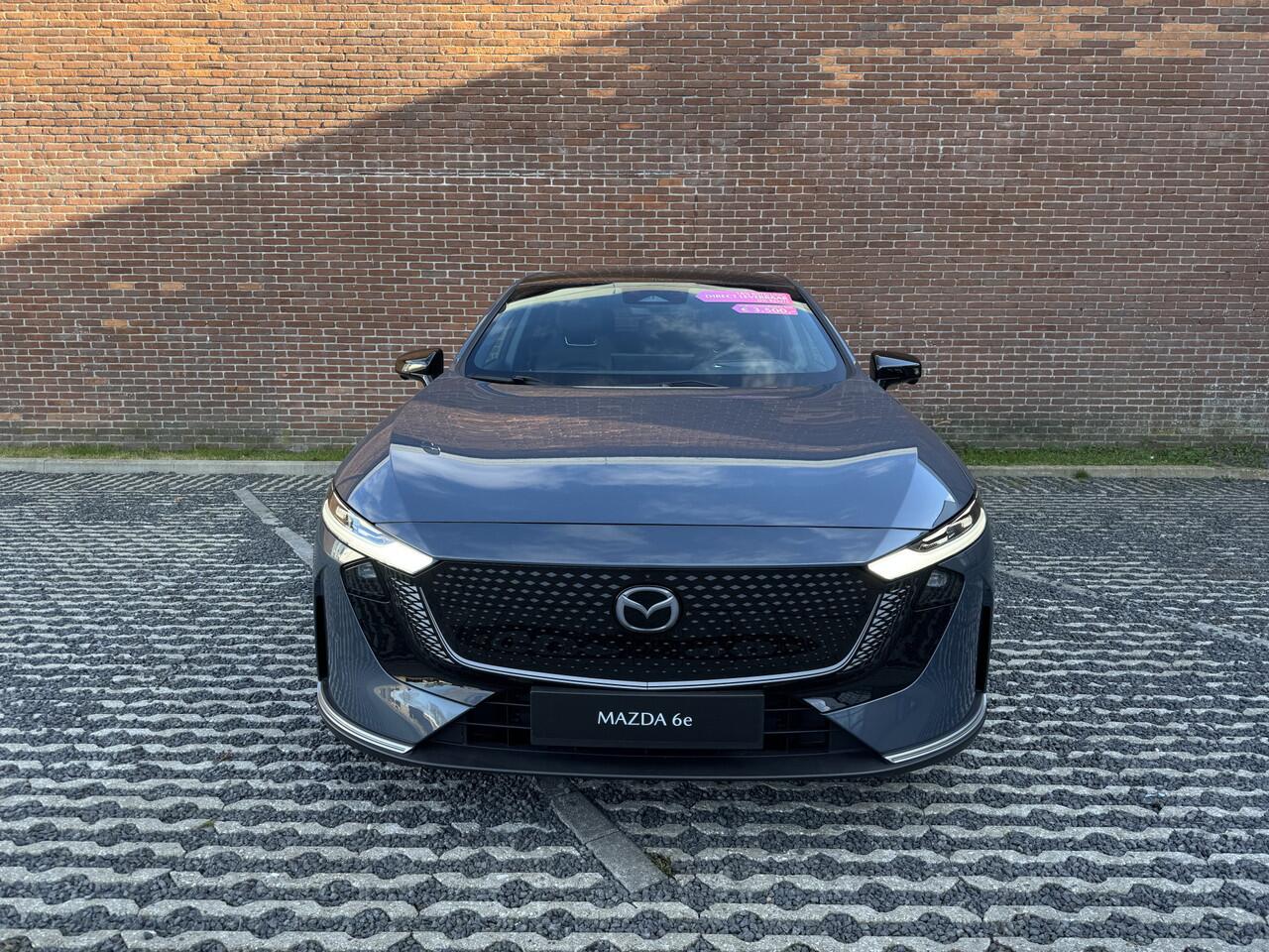 Mazda 6 6e NU V.A ¤ 299,- PER MAAND! *TAKUMI Long Range 80 kWhNAVIGATIE | PANORAMA DAK | 19 INCH LMV | RONDOMZICHT CAMERA | WINTERPAKKET NU V.A ¤ 299,- PER MAAND! *