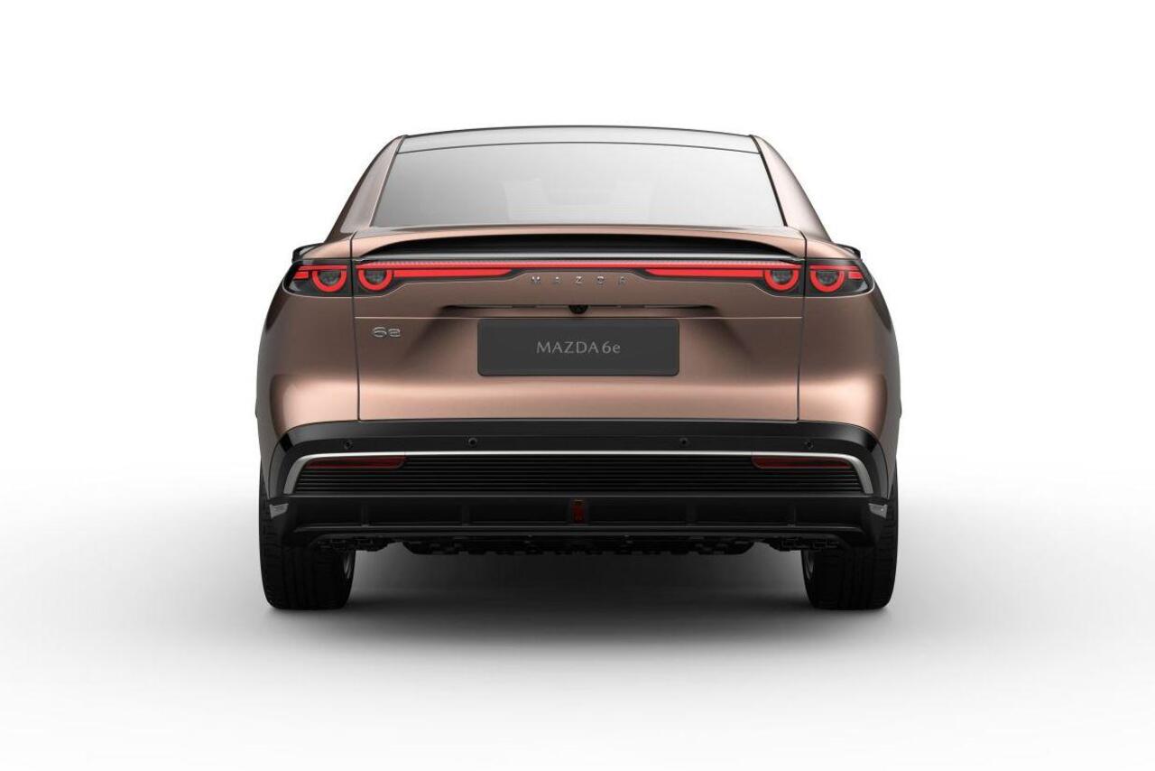 Mazda 6 6e Takumi 68.8 kWh 258 PK RWD | Beige leder + lichte hemelbekleding