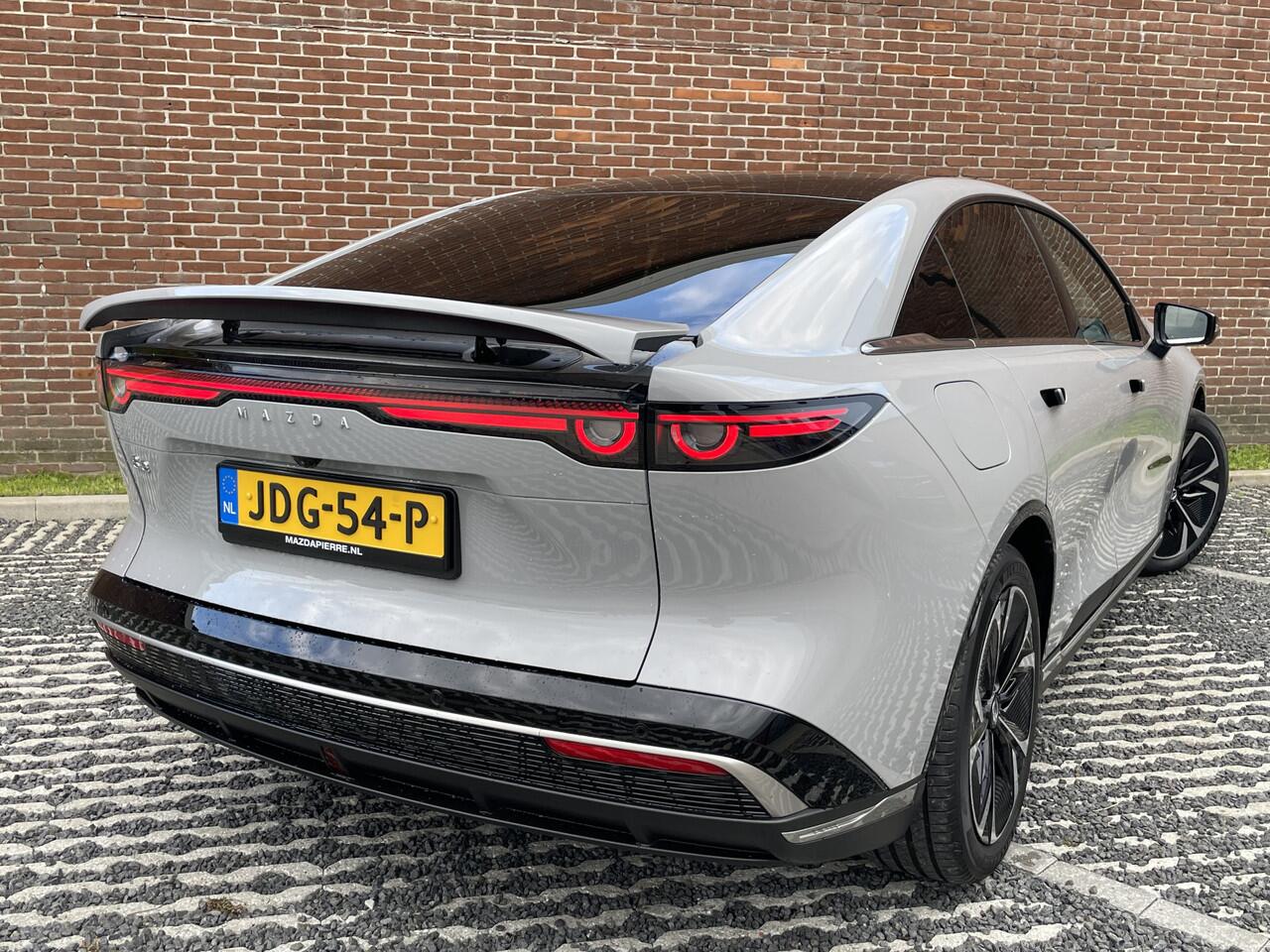 Mazda 6 6e Takumi Plus Long Range 80 kWh | 17% BIJTELLING Ontdek de nieuwe 6e!!