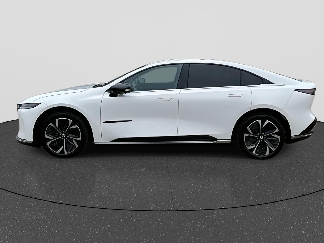 Mazda 6 6e Takumi 68.8 kWh | Rijklaar | 17% Bijtelling | 360 Camera | Stoelverwarming | Panorama dak