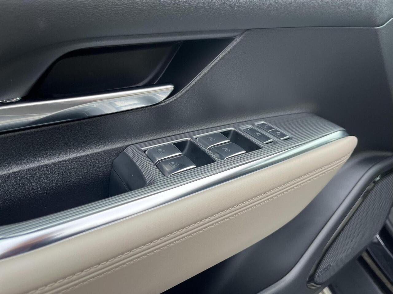 Mazda 6 6e Takumi 68.8 kWh | Licht leder | Panoramadak | Nieuw model