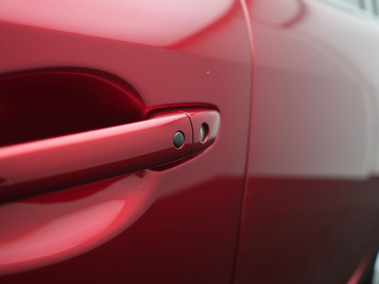 Mazda 6 2.5 SkyActiv-G 194 Signature - Occasion Lease vanaf ¤664 p/m - RIJKLAARPRIJS - 194 pk! - Automaat - Adaptieve Cruise Control - Rondomzicht Camera - Apple Carplay - Android Auto - Bose Audio - Head-Up Display - Elektrisch schuif- kanteldak