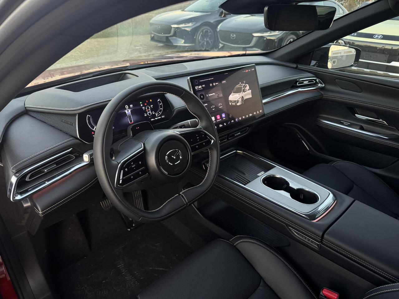 Mazda 6 6e Takumi Long Range 80 kWh | Zwart leder | 360 Camera | Geheugenstoelen | Panorama Dak | Headupdisplay | Adaptieve Cruise control | Sony premium audio | Dodehoeksensoren |