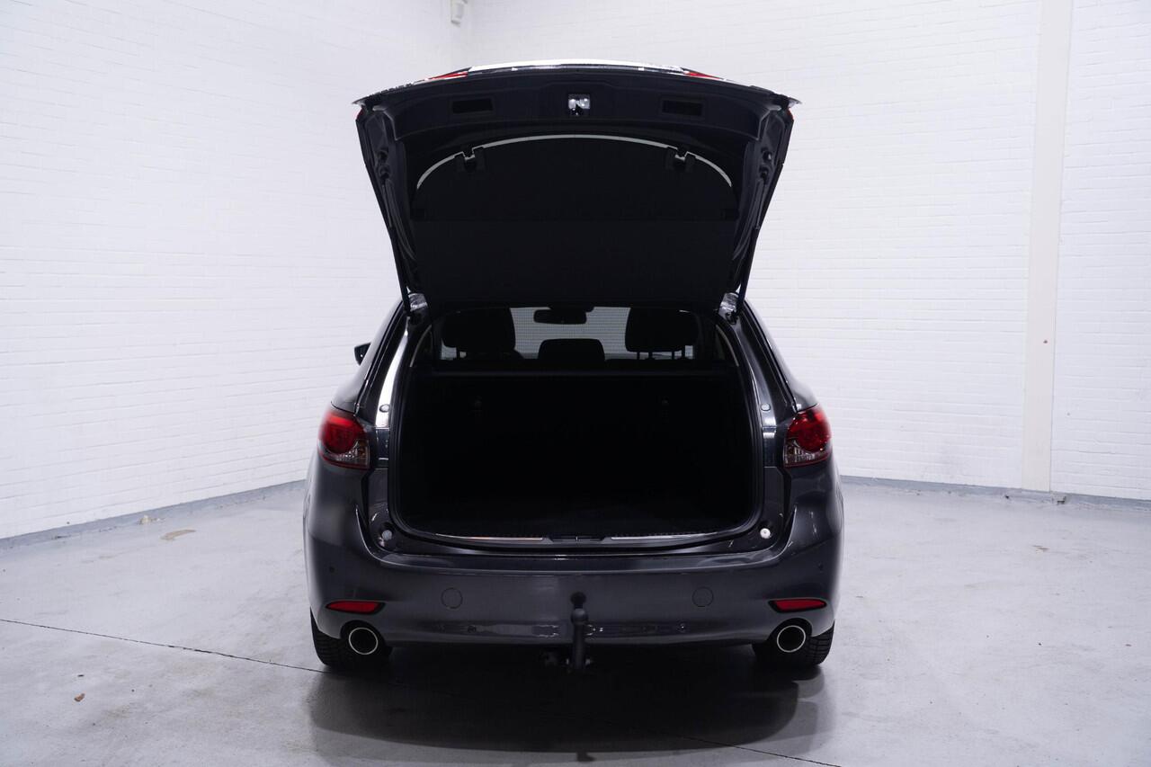 Mazda 6 Sportbreak 2.0 SkyActiv-G 165 Centre-Line HUD Afneembare trekhaak Stoelverwarming Camera 360 PDC ECC Apple ACC DAB