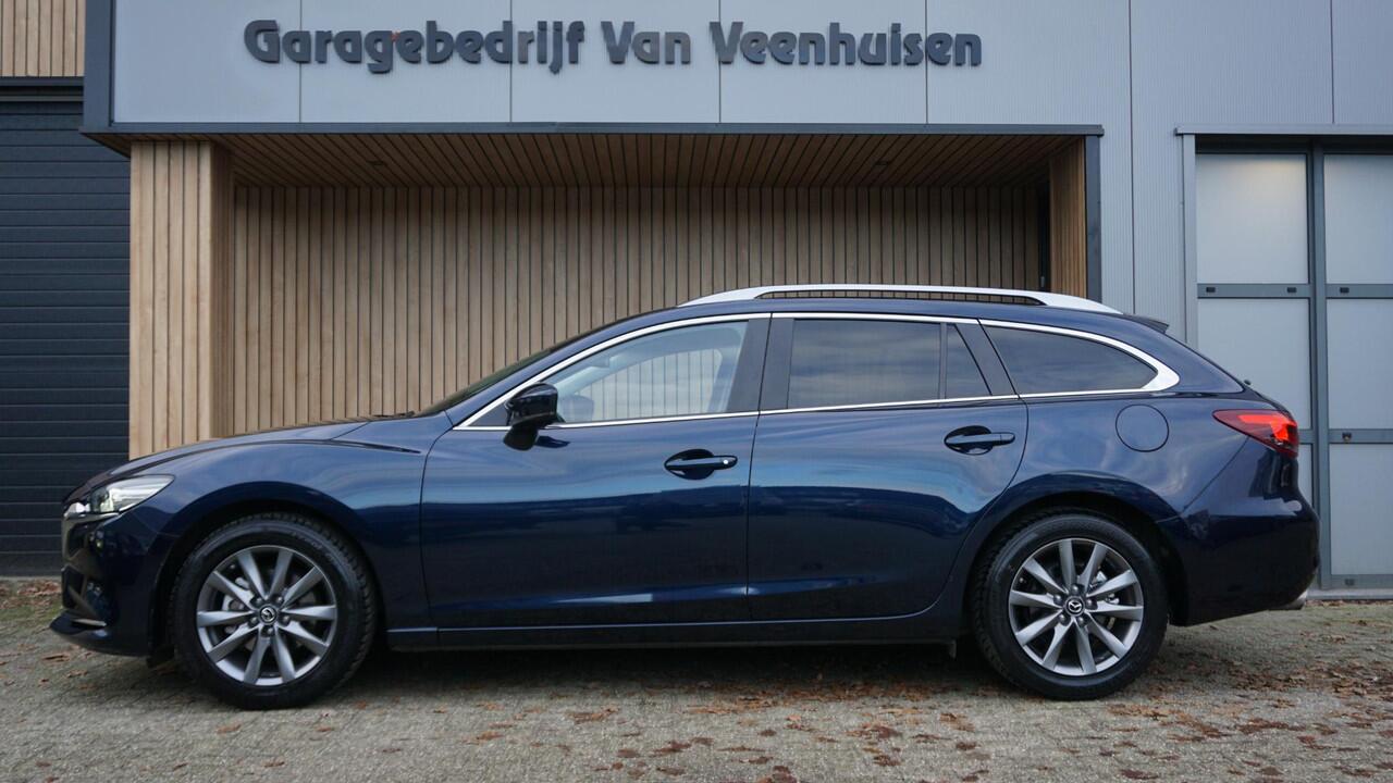 Mazda 6 Sportbreak 2.0 SkyActiv-G 165pk Automaat HUD 17inch LM Trekhaak Navi Stoel & Stuurverwarming 59804km!